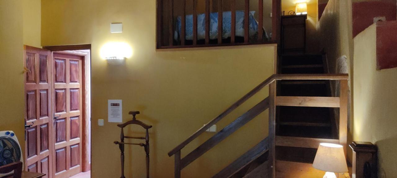 Hotel Rural El Arrabal ซีเกว็นซา ภายนอก รูปภาพ