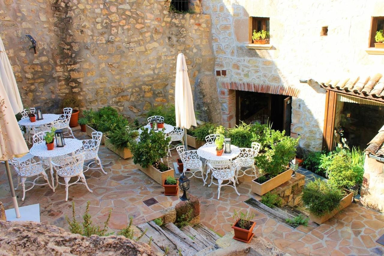 Hotel Rural El Arrabal ซีเกว็นซา ภายนอก รูปภาพ